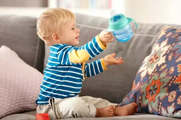 PHILIPS AVENT - kubek z miękkim ustnikiem 200 ml | 6 m+