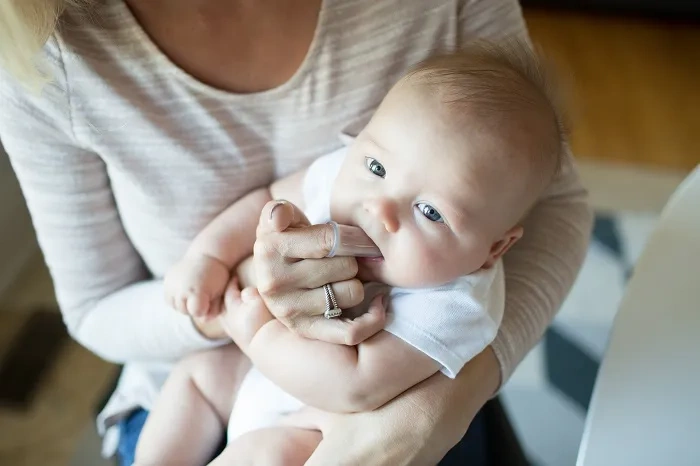 DR BROWN′S - silikonowa szczoteczka na palec do zębów i dziąseł