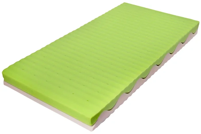 YOONCO - łóżeczko drewniane Timio z barierką + materac Wave | Białe