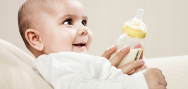 MEDELA - zestaw: 2 butelki na pokarm 250ml | 0 m+