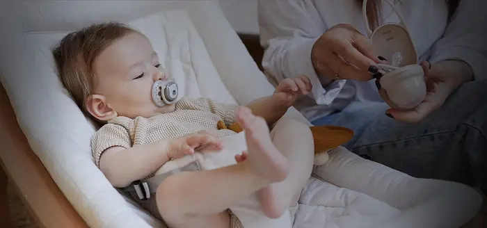 LOVI - pojemnik na smoczek | BEIGE