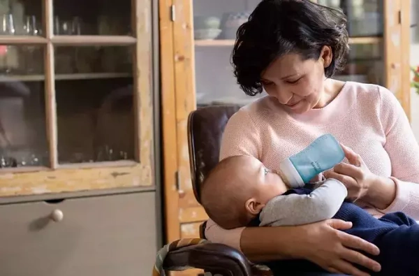 PHILIPS AVENT Natural Response - responsywna butelka antykolkowa 260 ml BLUE | 1 m+