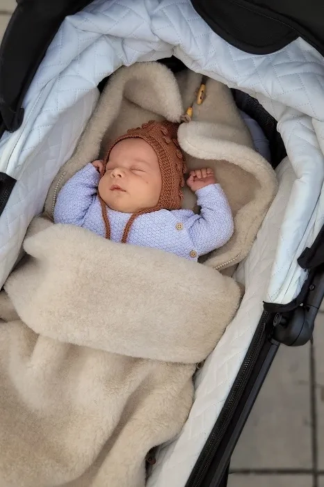 MUUVO - bambusowe prześcieradło do gondoli 75 x 35 cm | Beige