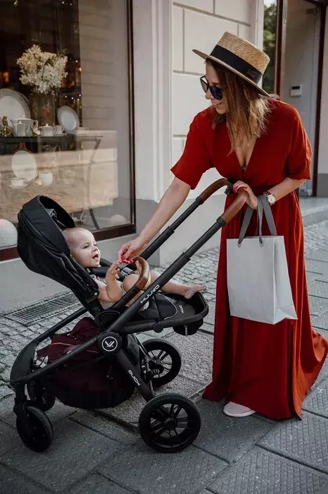 MUUVO Quick 2023 - wózek wielofunkcyjny z gondolą XL, zestaw 2w1 | Onyx Black (+ ADAPTERY)