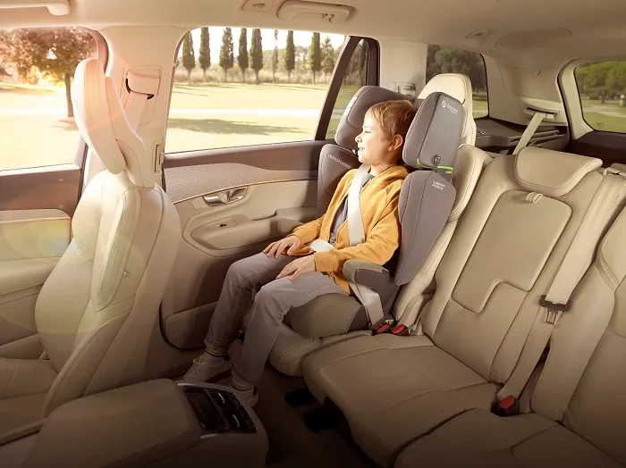 JANE CONCORD Transformer iPlus - fotelik samochodowy 3-12 lat, 100-150 cm | Dark Oak