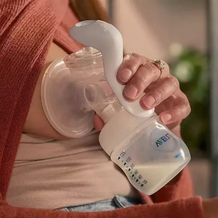 PHILIPS AVENT - laktator ręczny z butelką Natural 125 ml