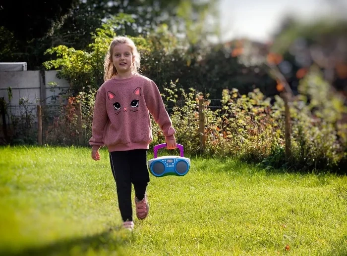 LENCO SCD-41 - przenośne radio FM z odtwarzaczem CD i USB