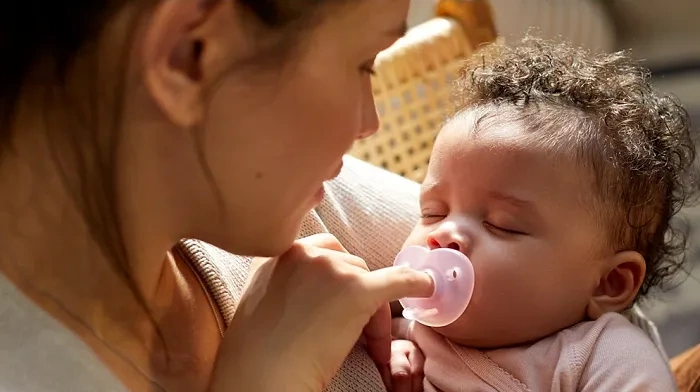 PHILIPS AVENT Soothie - smoczek ortodontyczny 2 szt. | 0-6 m