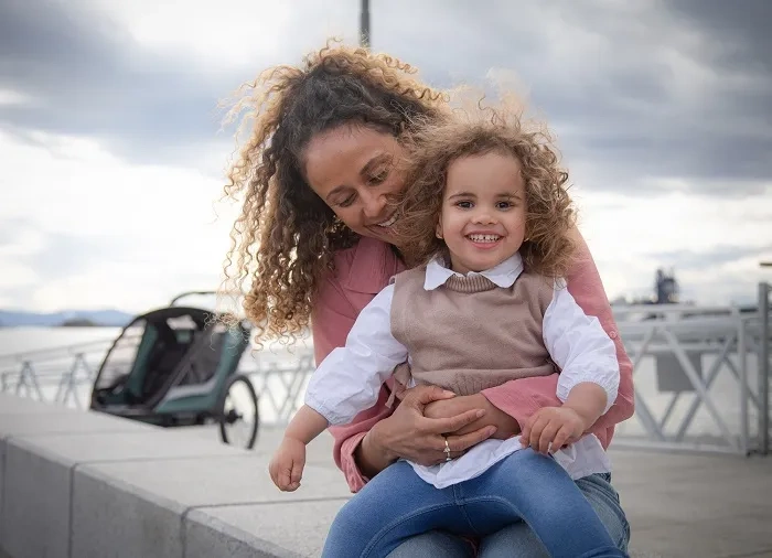 HAMAX Cocoon - dwuosobowa przyczepka rowerowa z zestawem do biegania | Green/Black