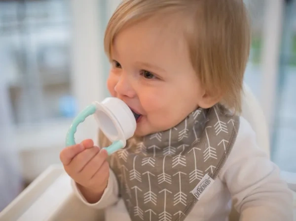 DR BROWN'S - silikonowy gryzak do podawania pokarmu | Miętowy