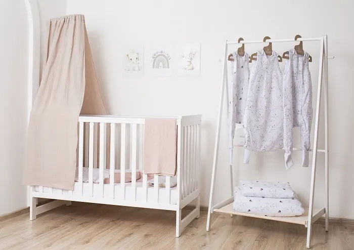 YOONCO - łóżeczko Iwi + komoda + przewijak miękki Króliczek | Beż-Buk