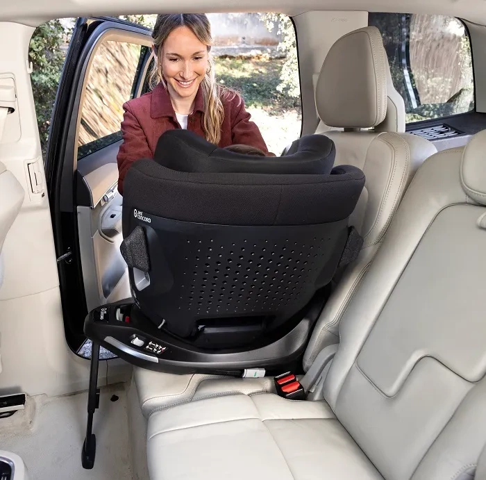 JANE CONCORD Kombikid - fotelik samochodowy 40-105 cm + baza Kombibase | Matt Black