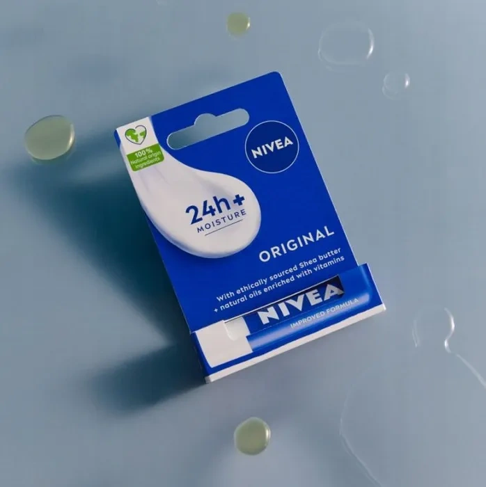 NIVEA - pielęgnująca pomadka do ust | Original