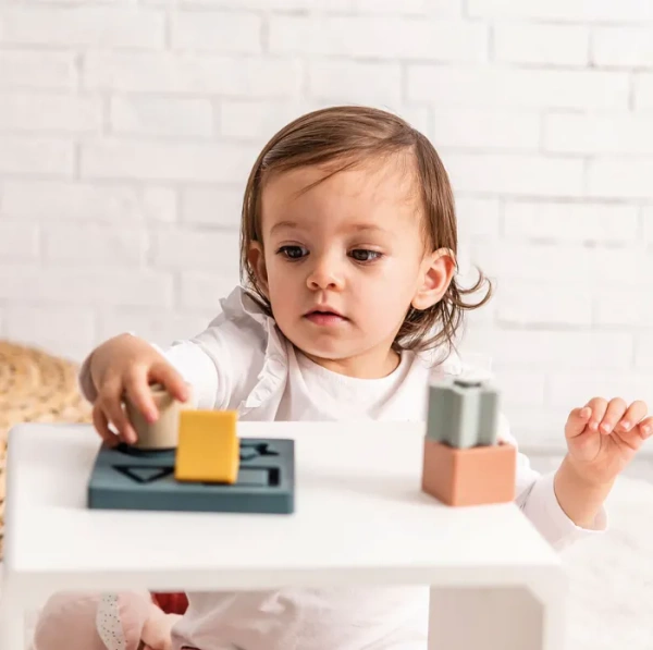 NATTOU - silikonowa układanka sensoryczna sorter | Granatowa