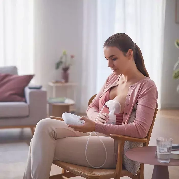 PHILIPS AVENT - laktator elektryczny z butelką Natural 125 ml