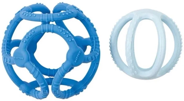 NATTOU - gryzak silikonowy kula 2w1 | Niebieski