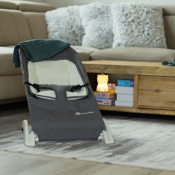 PETITE & MARS Calmy - leżaczek z funkcją kołysania | Grey