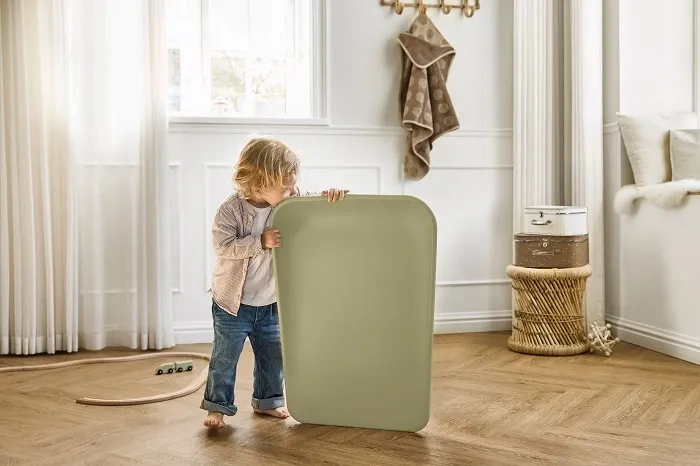 LEANDER Matty - przewijak, mata do przewijania z pianki PUR | Olive Green