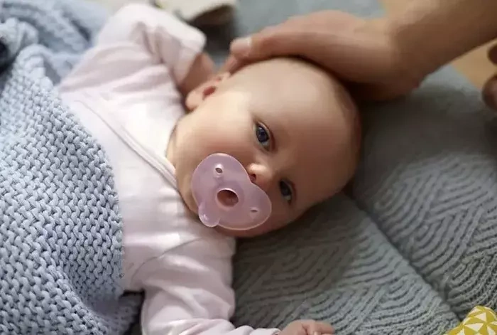 PHILIPS AVENT Soothie - smoczek ortodontyczny 2 szt. | 0-6 m