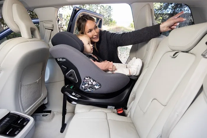 JANE CONCORD Kombikid - fotelik samochodowy 40-105 cm + baza Kombibase | Mars Gray