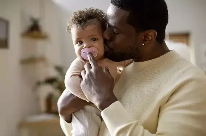 PHILIPS AVENT Soothie - smoczek ortodontyczny 2 szt. | 0-6 m