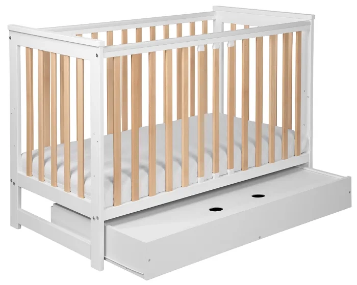 YOONCO - łóżeczko drewniane Iwi z szufladą i barierką + materac Air | Białe-Buk