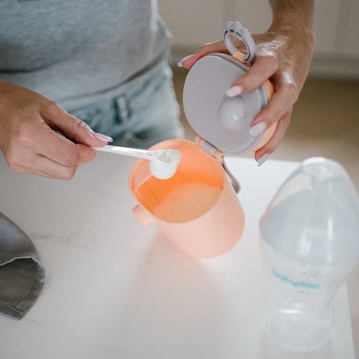 BABYONO - pojemnik na mleko w proszku