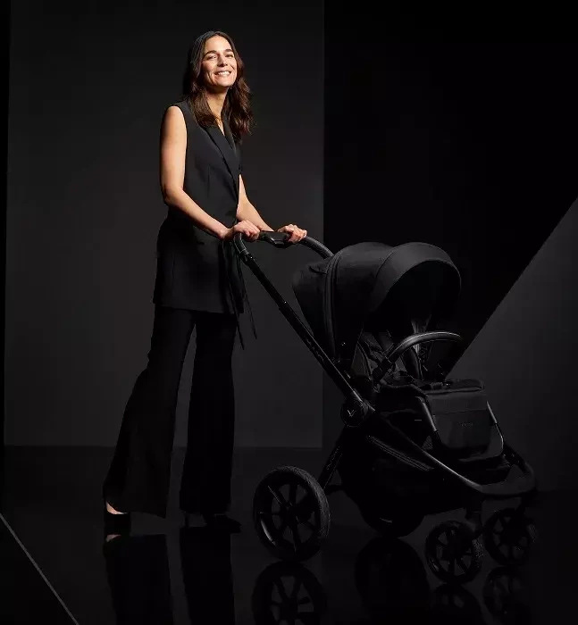 MUUVO Quick SE 2 - wózek spacerowy | Chromium Black