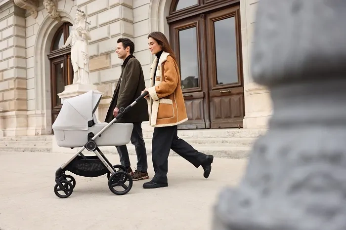 kompaktowy składany wózek anex iq