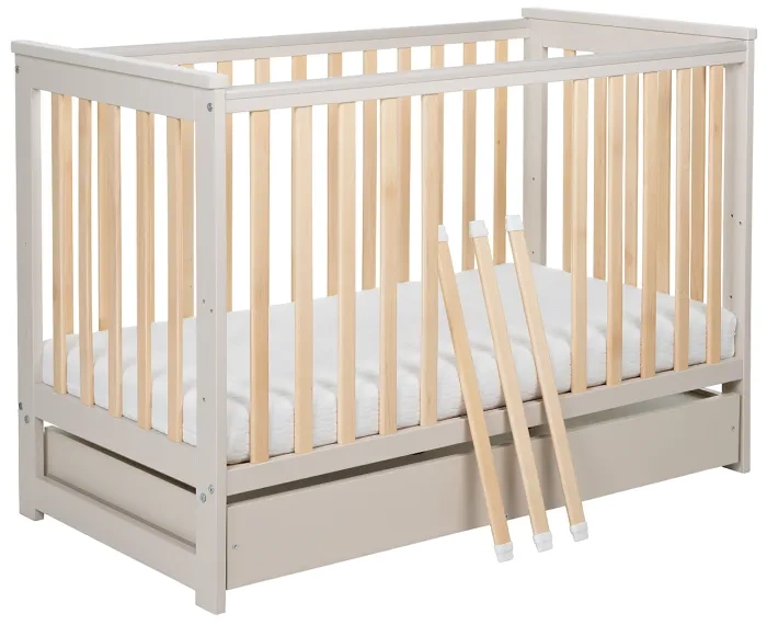 YOONCO - łóżeczko drewniane Iwi z szufladą i barierką + materac Nature | Beż-Buk