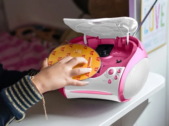 LENCO SCD-24PK Kids - przenośne radio FM z odtwarzaczem CD | Różowe