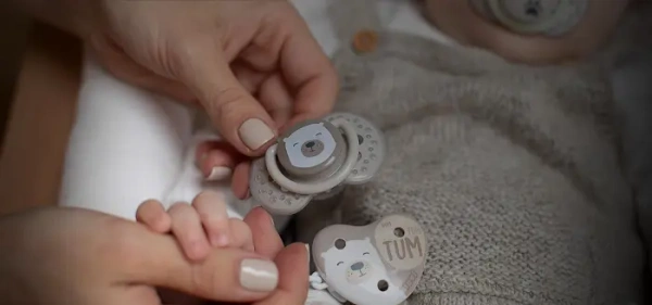 LOVI - łańcuszek do smoczka | BUDDY BEAR