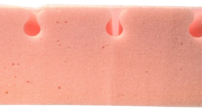 YOONCO - łóżeczko drewniane Iwi z szufladą i barierką + materac Air | Beżowe