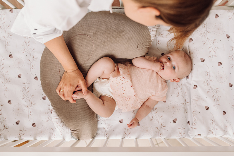 YOONCO - dwustronna pościel bawełniana do łóżeczka 135x100 cm | Forest