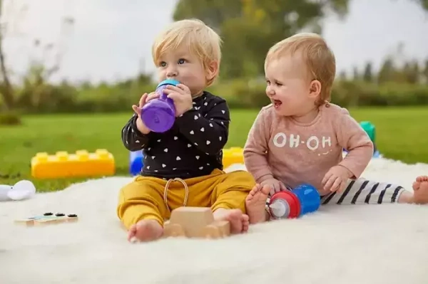 PHILIPS AVENT - kubek z miękkim ustnikiem 300 ml | 9 m+