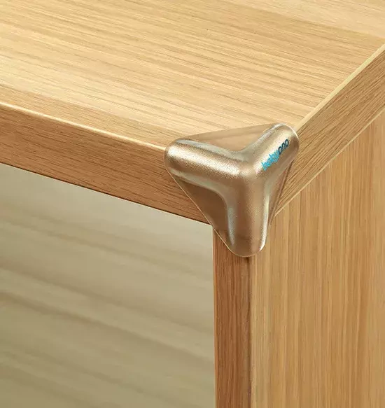 BABYONO - zabezpieczenia narożników mebli 4 szt. | trójkątne