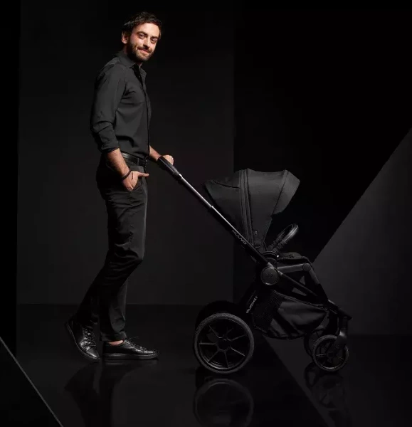 MUUVO Quick SE 2 - wózek spacerowy | Chromium Black