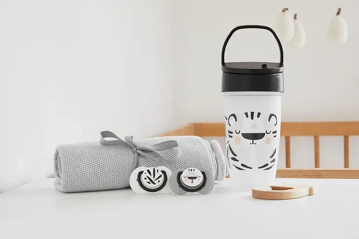 LOVI - kubek ze słomką Freestyle 350 ml Salt & Pepper | 11m+