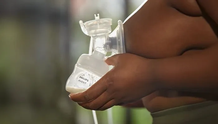 PHILIPS AVENT - laktator elektryczny Natural Motion w etui