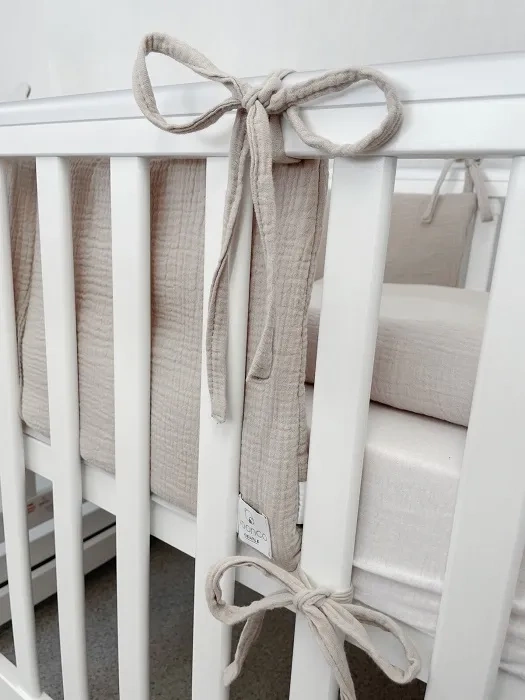 YOONCO - muślinowy ochraniacz na łóżeczko 180x28 cm | Krem