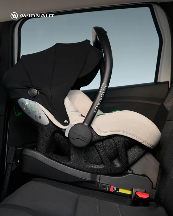 AVIONAUT Pixel PRO 2.0 C - fotelik samochodowy 0-13 kg + baza ISOFIX Dock 2 | Black
