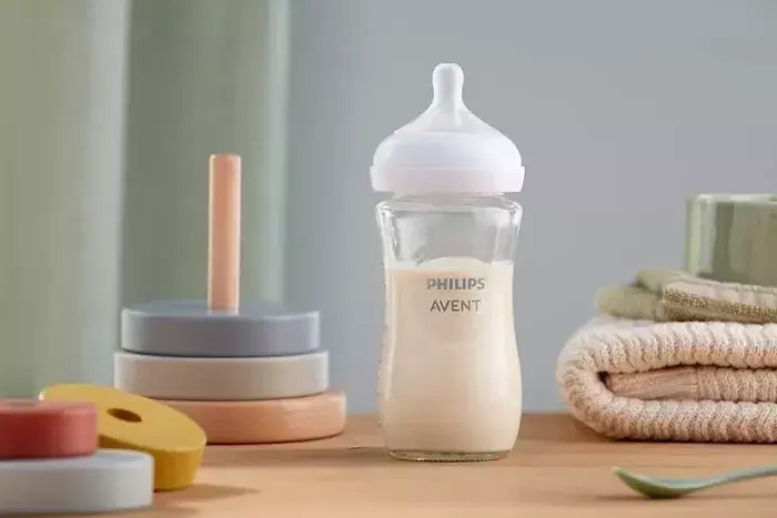 PHILIPS AVENT Natural Response - 2 szklane butelki antykolkowe 240 ml | 1 m+