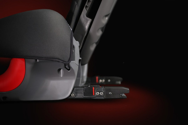 TAKATA Maxi - fotelik samochodowy 15-36 kg | Blackactive Silver