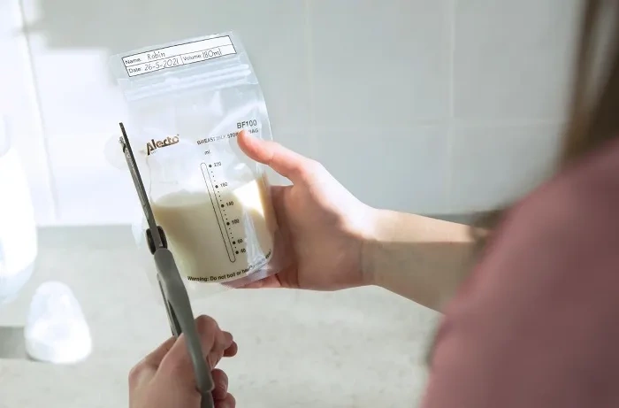 ALECTO BF100 - woreczki do przechowywania pokarmu 100 szt.