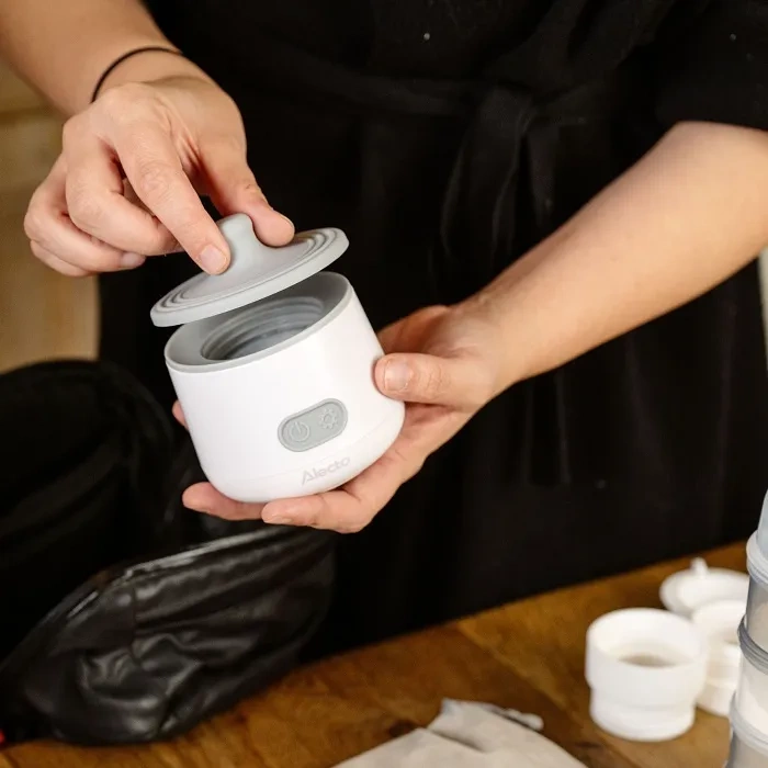 ALECTO BW1000 - przenośny, podróżny podgrzewacz do butelek