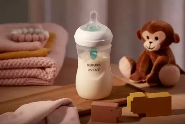 PHILIPS AVENT Natural Response - butelka z nakładką antykolkową AirFree 260 ml  | 1 m+
