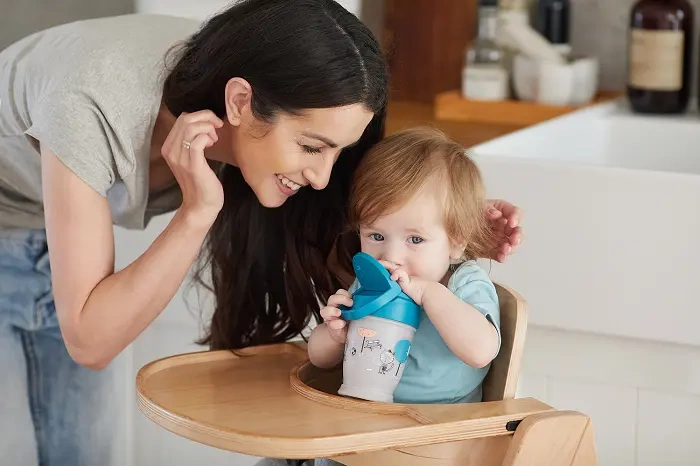 LOVI - kubek ze słomką Freestyle 250 ml Lovely Girl | 11m+